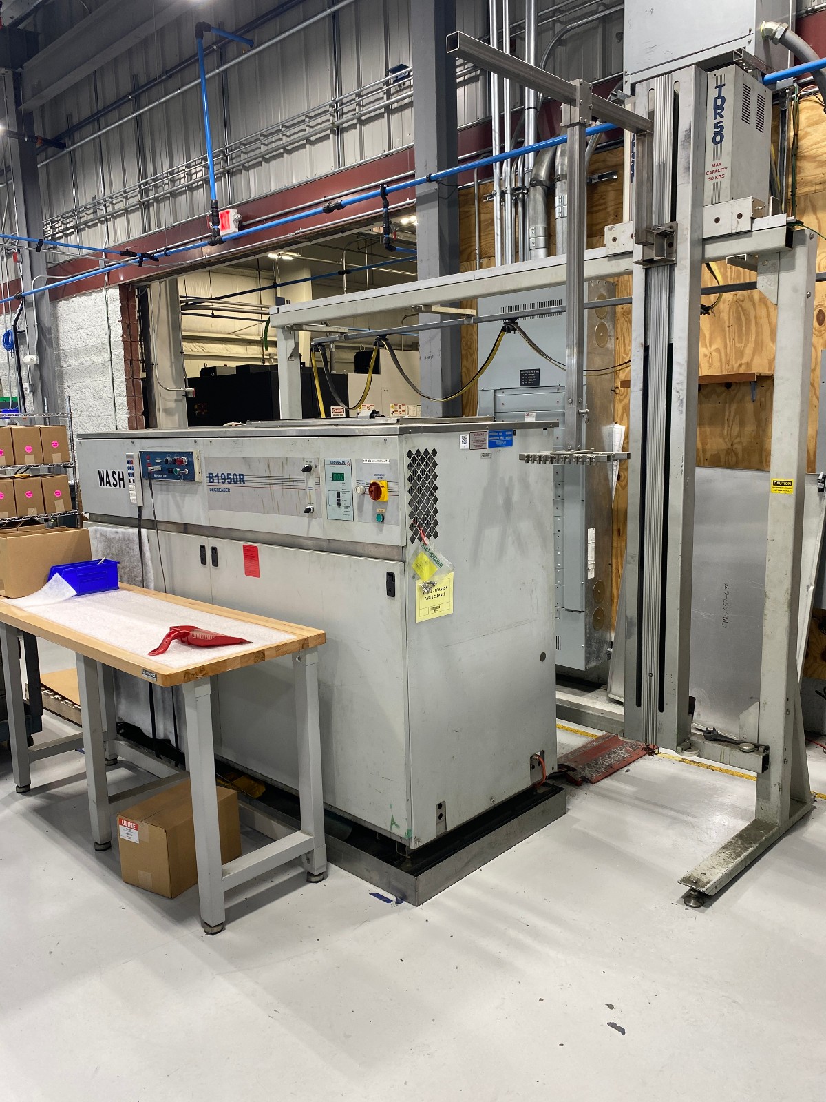 Branson Ultrasonic 1950R Ultrasonic Vapor Degreaser And TDR Lift