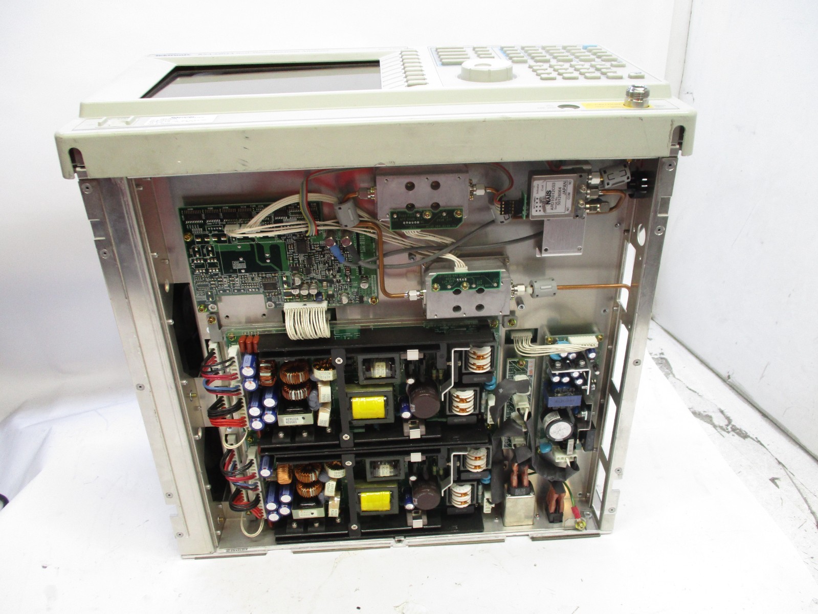 TEKTRONIX RSA 3303A REAL TIME SPECTRUM ANALYZER T8 D15