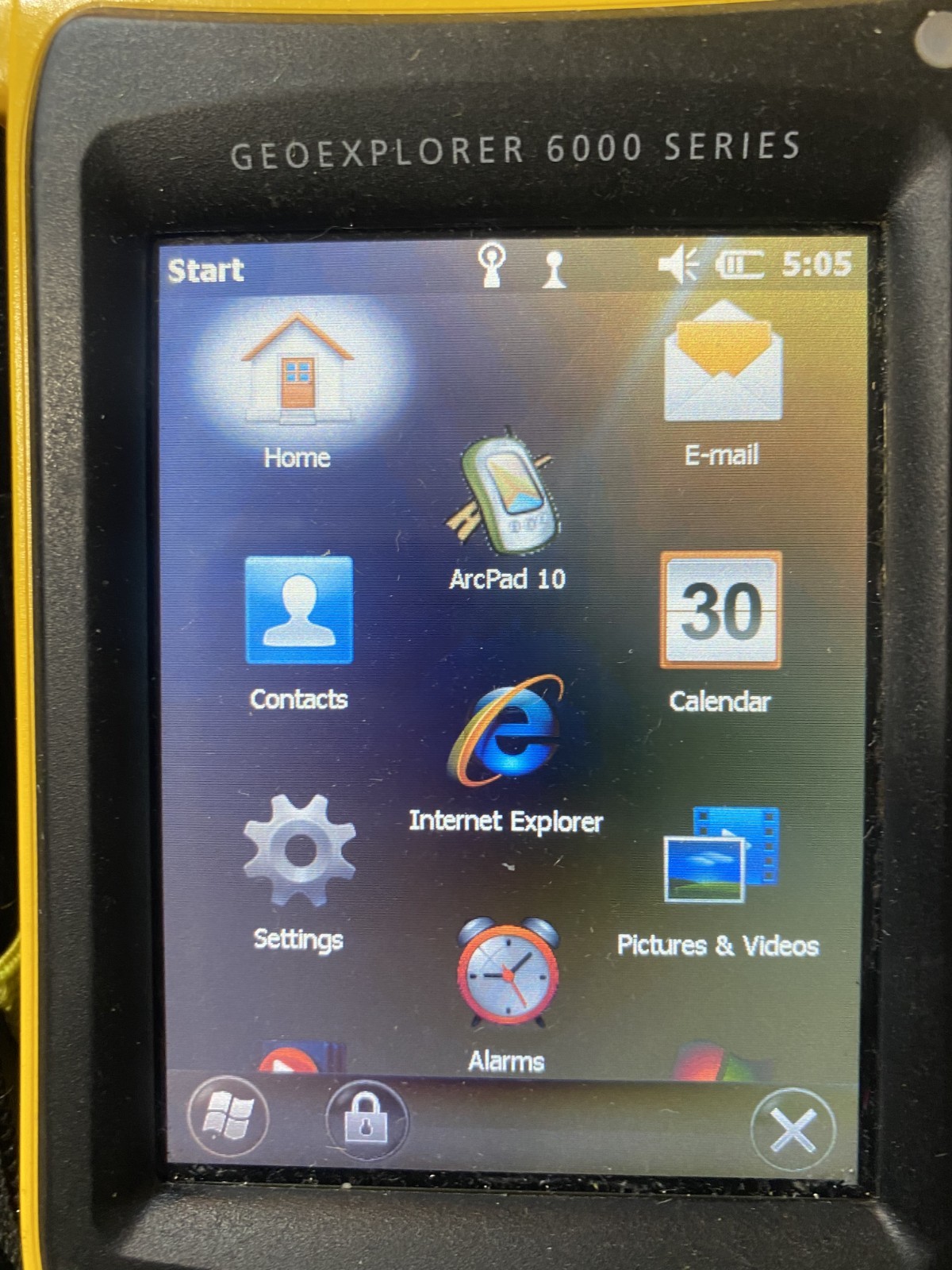 Trimble Geo XT GeoExplorer 6000 Series With TerraSync 5.80 Professional Ed