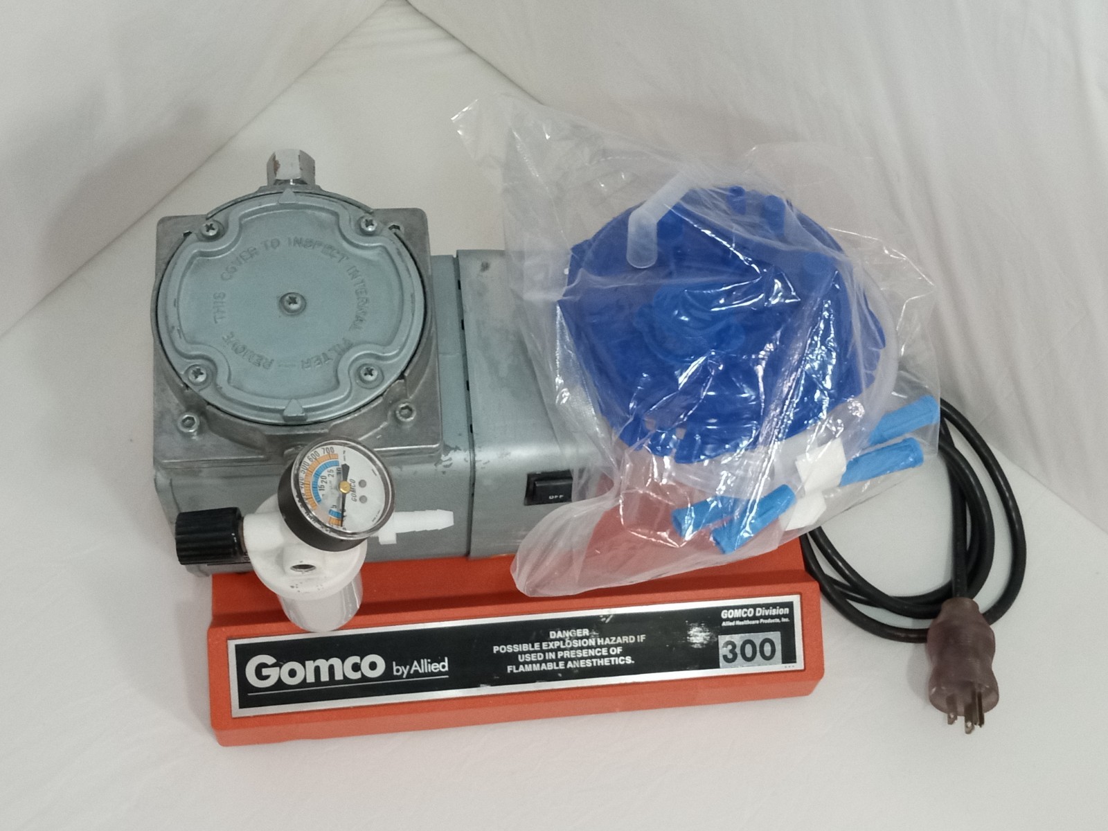 Gomco 300 Tabletop Aspirator Suction Pump New Canister Hose ****$25 Shipping****