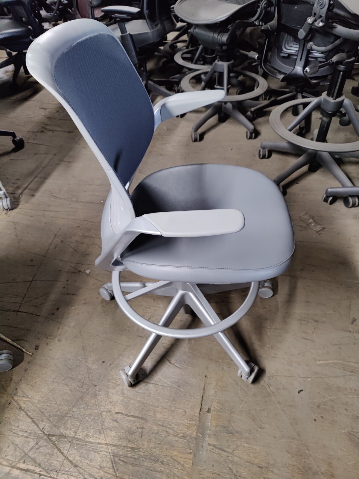 Steelcase Cobi Adjustable Ergonomic Drafting Stool Desk Chair Silver And Grey
