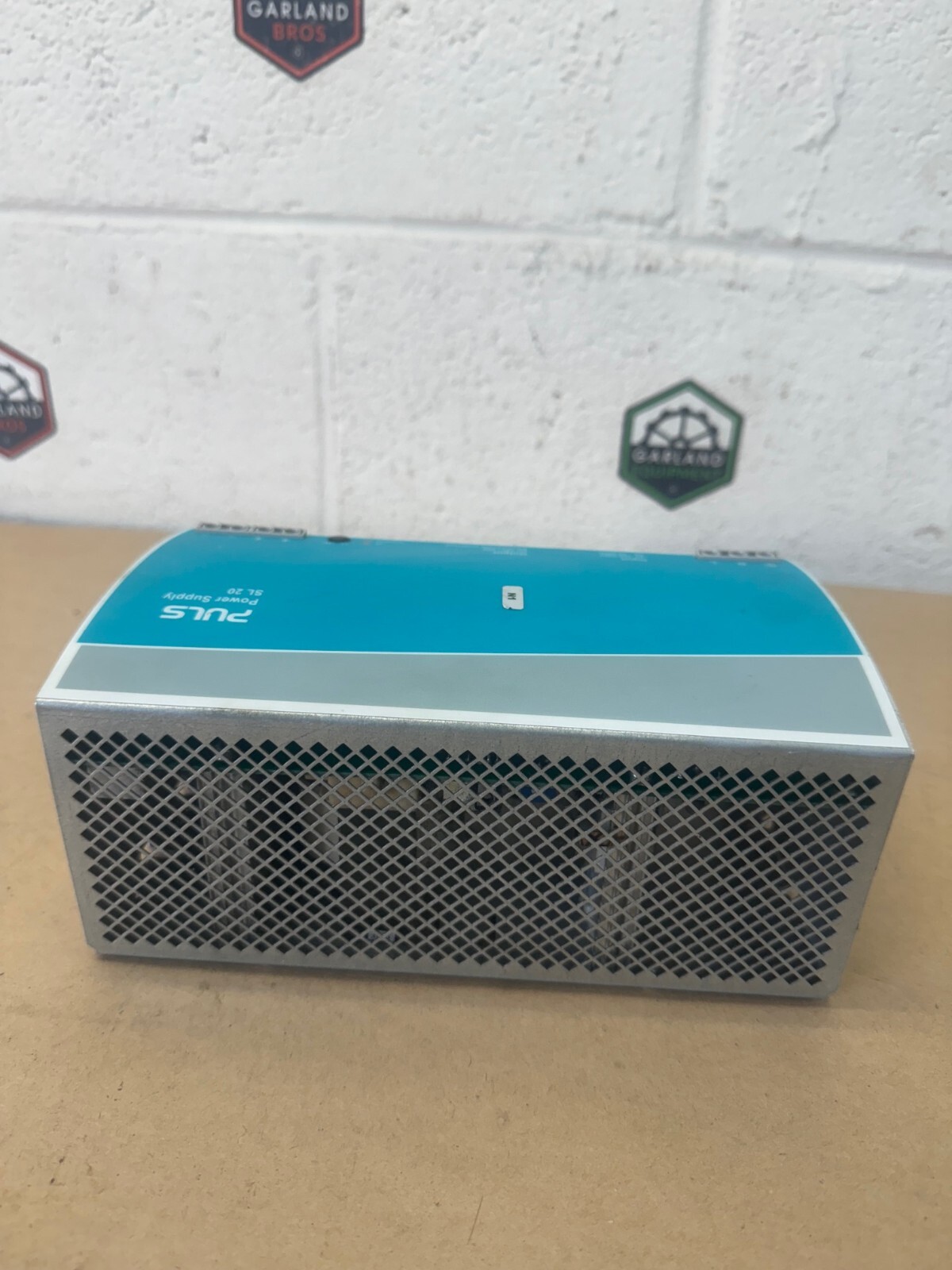 PULS SL20.100 Power Supply, In:AC 200-240V, 5A, Out:DC 24-28, 20A, 480-600W