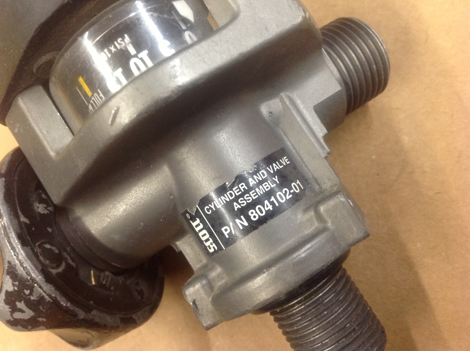 Scott Safety 2216psi SCBA Cylinder Valve Assembly 804102-01 SCBA Bottle Valve