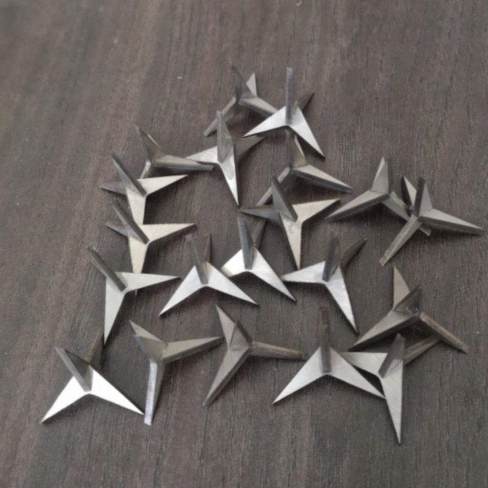 50PC Tire Puncture Spikes Heavy Portable Duty Carbon Steel Triangle Road Spikes