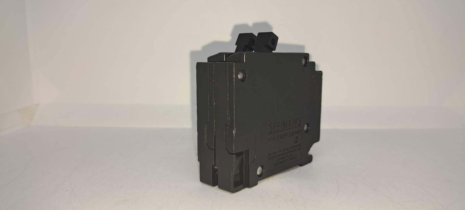 SIEMENS ITE GOULD Q2020 20 Amp Two 1 Pole Circuit Breaker Type QT Q2020