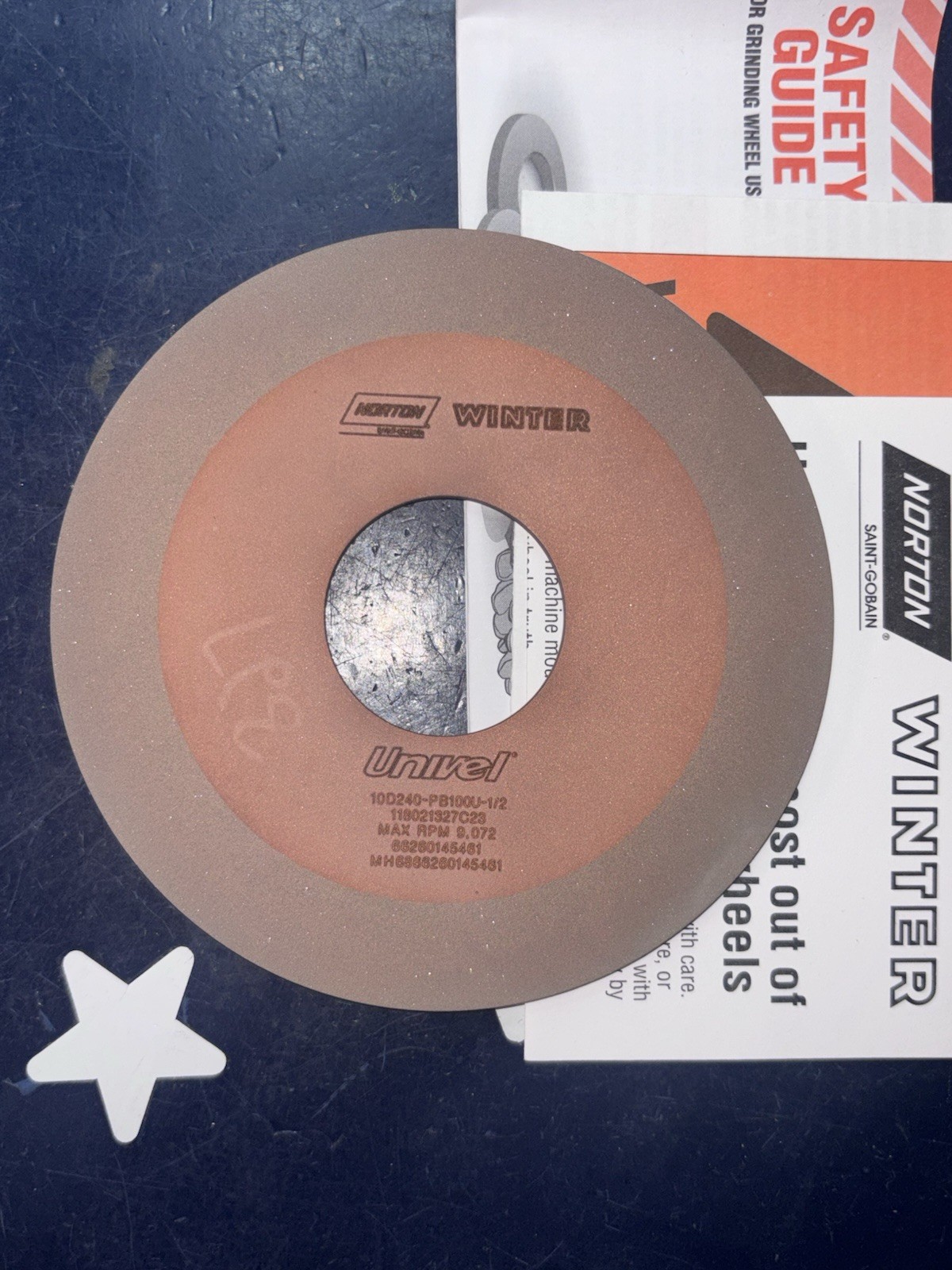 8 X 3M 3” MED Scotch-Brite Roloc Surface Conditioning TR 048011-18472 8 Disc