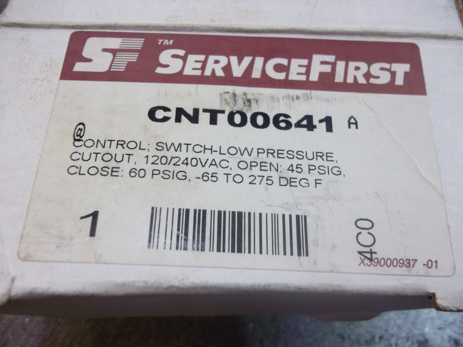 NIB SERVICEFIRST CNT00641 ACB-2UA79W LOW PRESSURE CONTROL SWITCH (MM12)