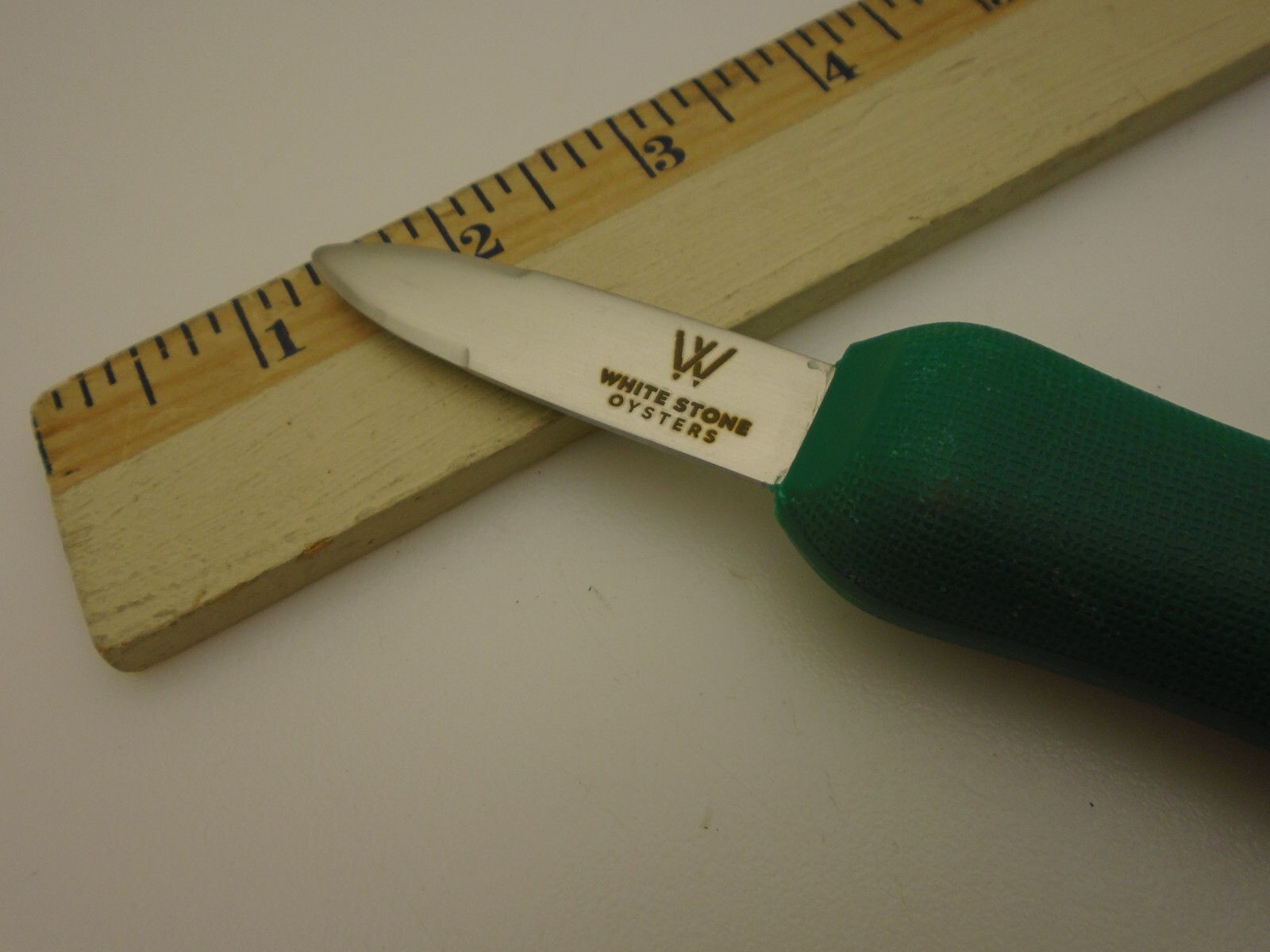 R Murphy USA Olympia Shucker Oyster Knife 2 1/2″ Stiff Blade Green Eco Handle
