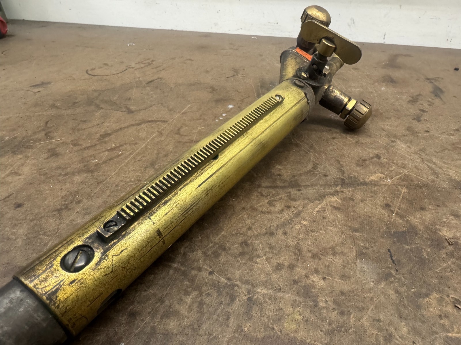 Airco Model 4700 Long Barrel Machine Cutting Torch/Pipe Beveler