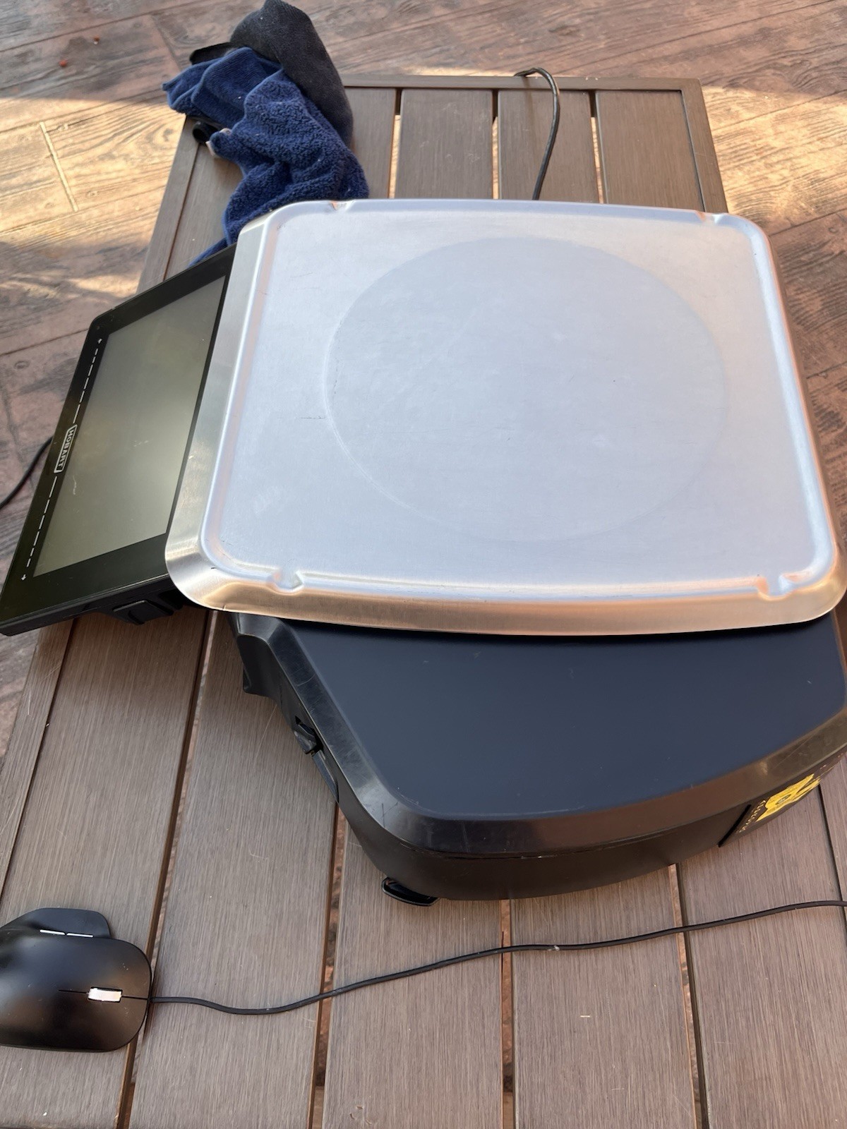 Hobart HTi-7LH26 Scale w/ Printer & 7″ Display Locked to Walmart System READ