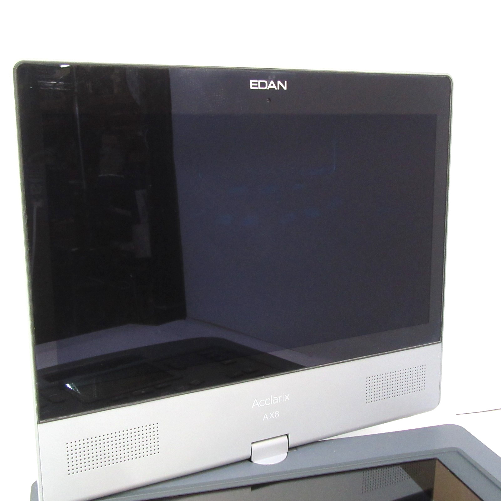 Edan Acclarix AX8 portable ultrasound *PARTS T12-D18
