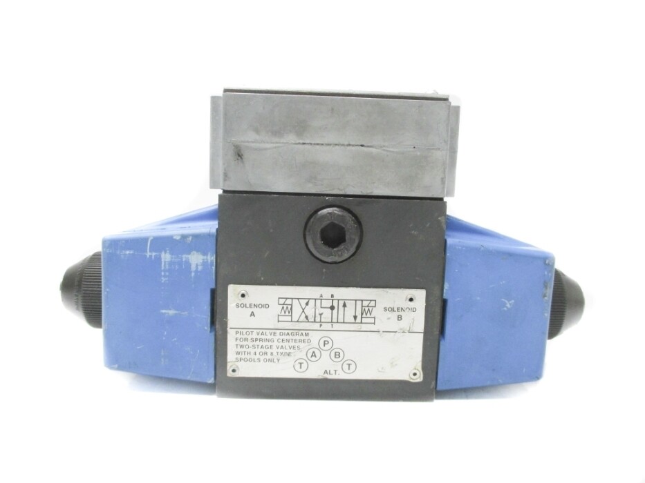 VICKERS DG4S4W-0168C-B-60 02-135659 120V UNMP