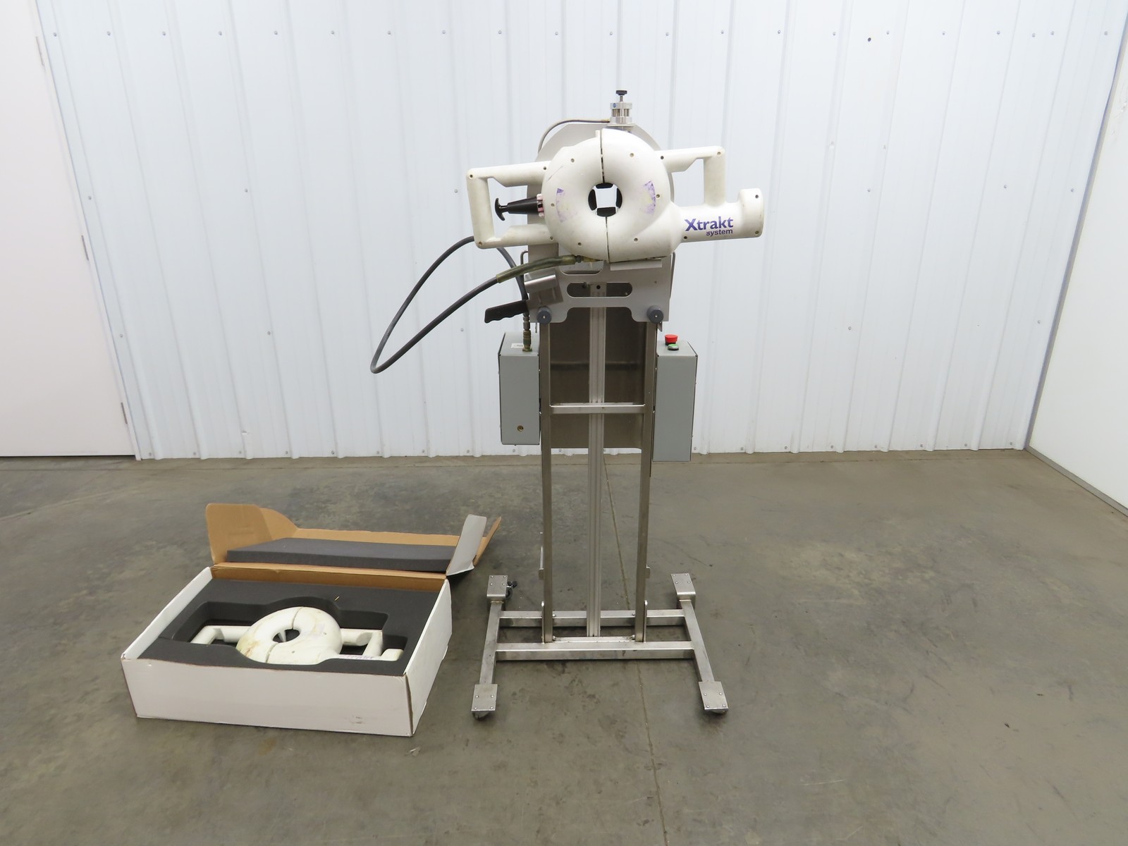 ILC Dover Xtrakt System Viscous Liquid Tote Liner Extraction Unit Air Powered