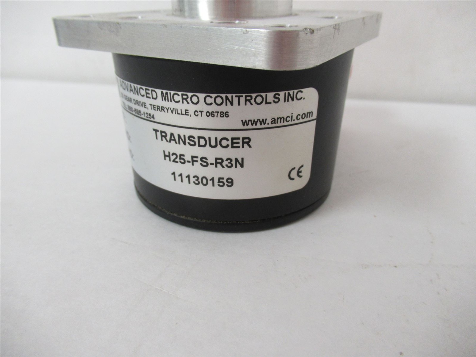 252090 New-No Box; AMCI H25-FS-R3N Resolver Transducer 3/8″ Shaft NEMA 4 Rated