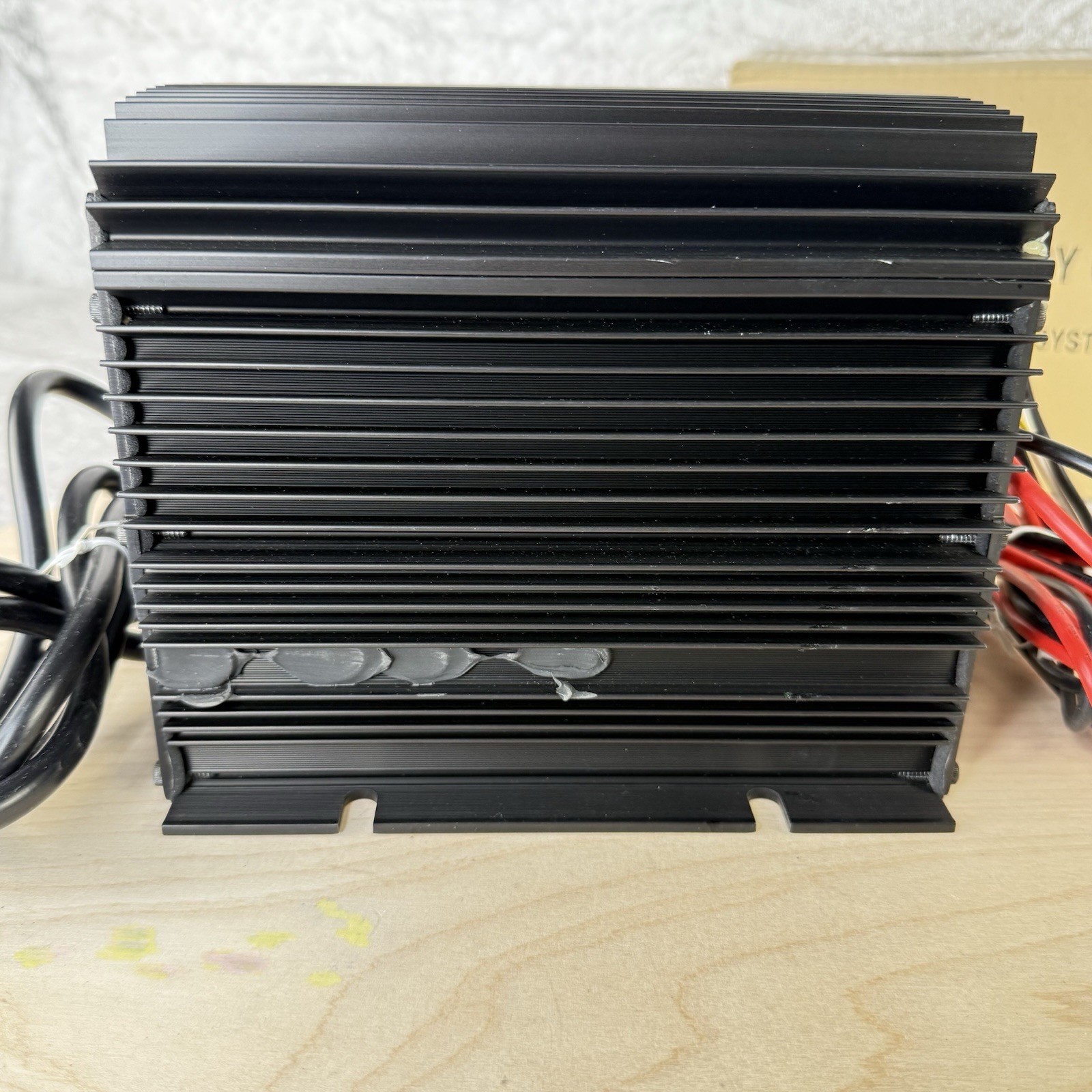 Signet Systems HBS750-24 24V 25A Industrial Battery Charger 100750 NOS NIB