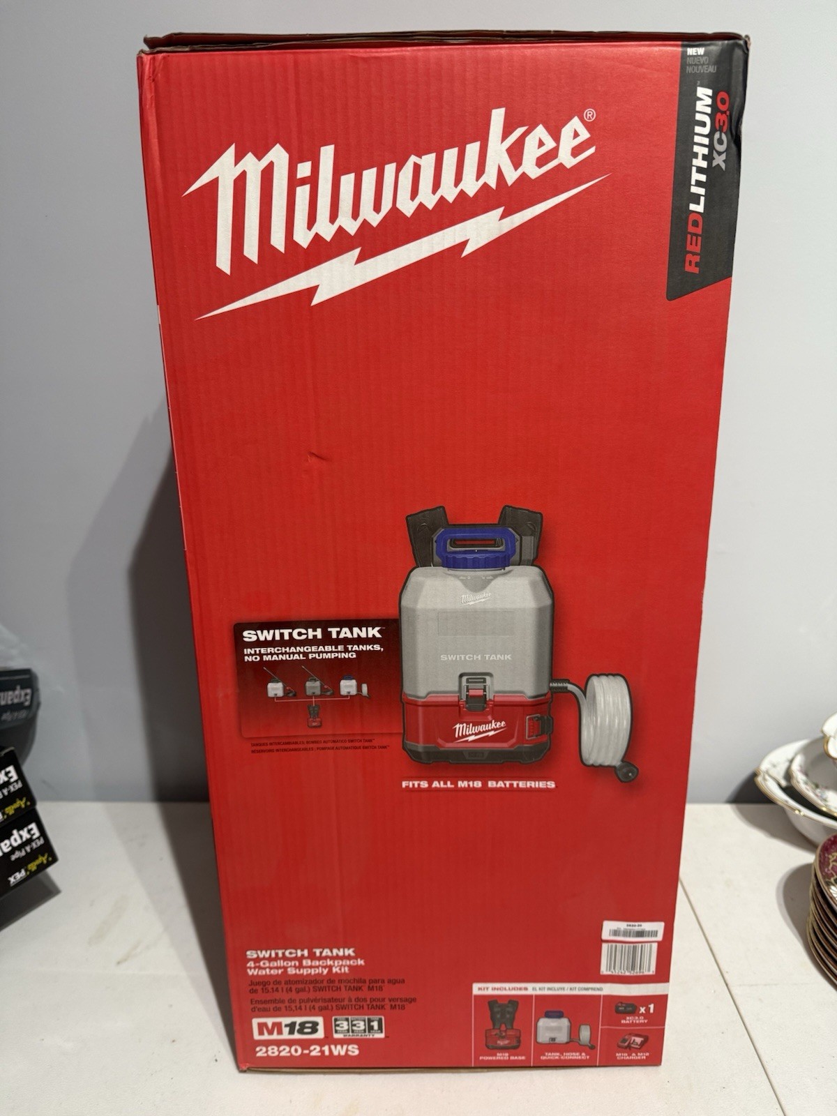 Milwaukee 2820-21WS M18 4-Gallon Backpack Water Supply Kit Battery& Charger