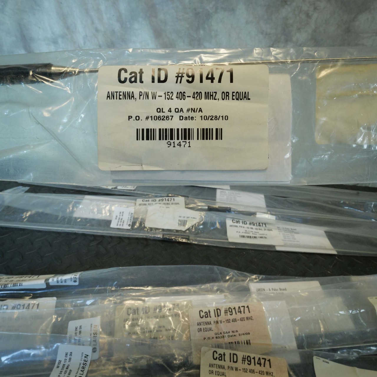 Lot of 13, Larsen W152 Replacement Whip 406-420 MHz NOS