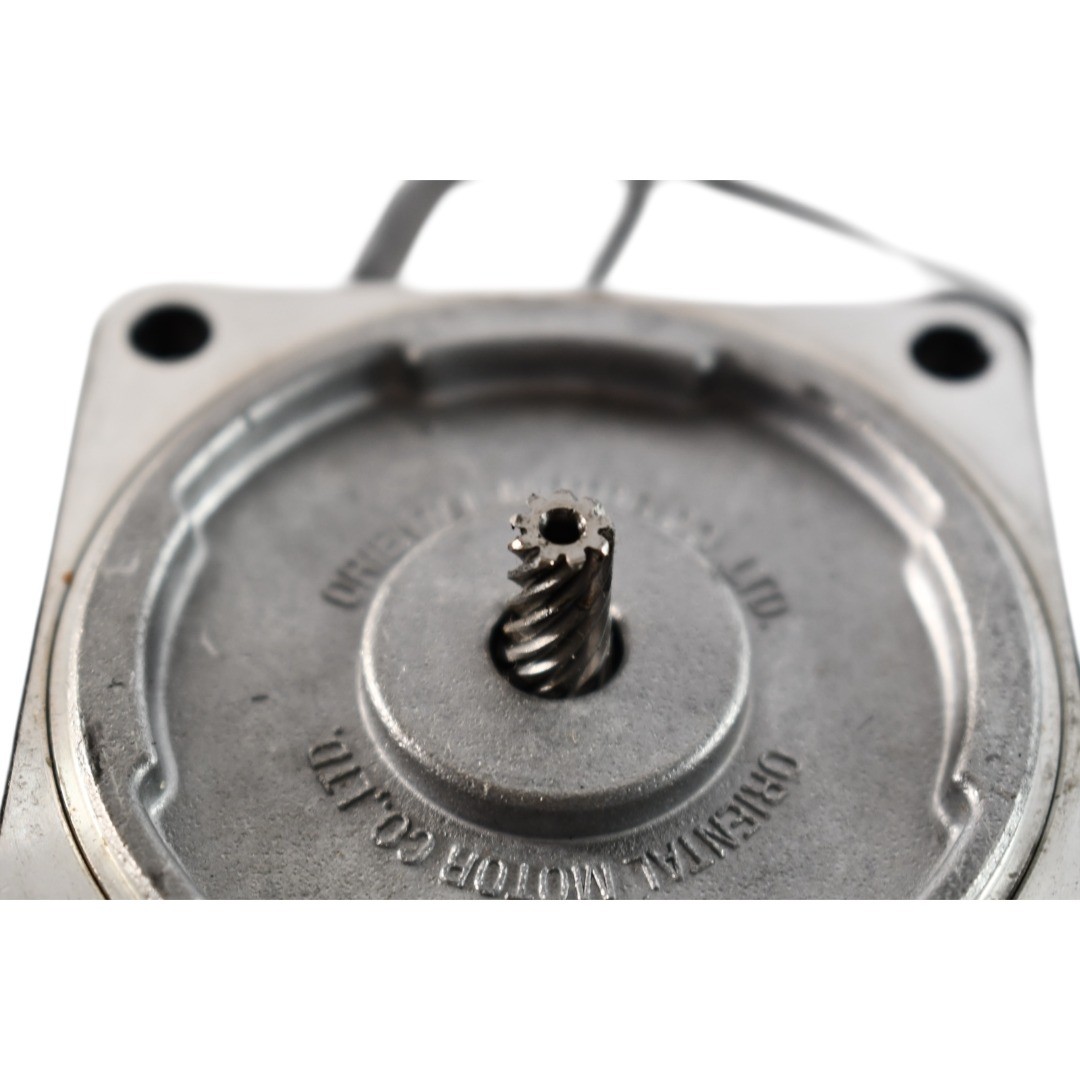 NEW Oriental Motor 3RK15GN-CWM 15W 200V-230V AC Magnetic Brake Motor 1450RPM