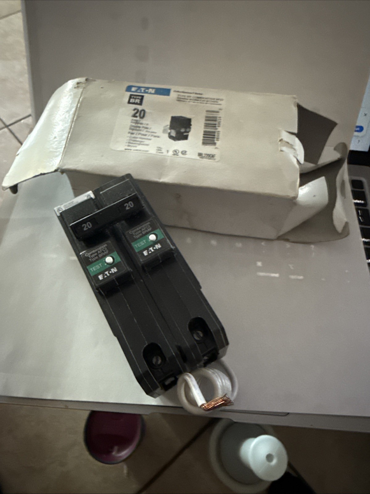NEW Eaton BRL220CAF Arc Fault Circuit Breaker AFCI 2 POLE 20 AMP 120/240 V