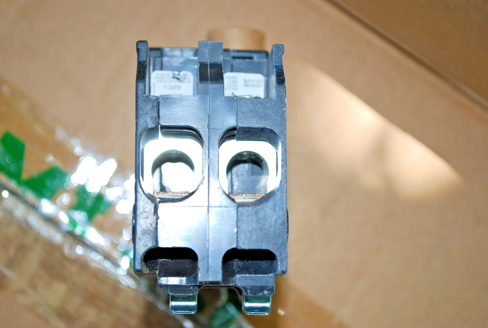 SQUARE D 125 AMP CIRCUIT BREAKER 120/240V 2 POLES 10 KA QO2125 not for resale