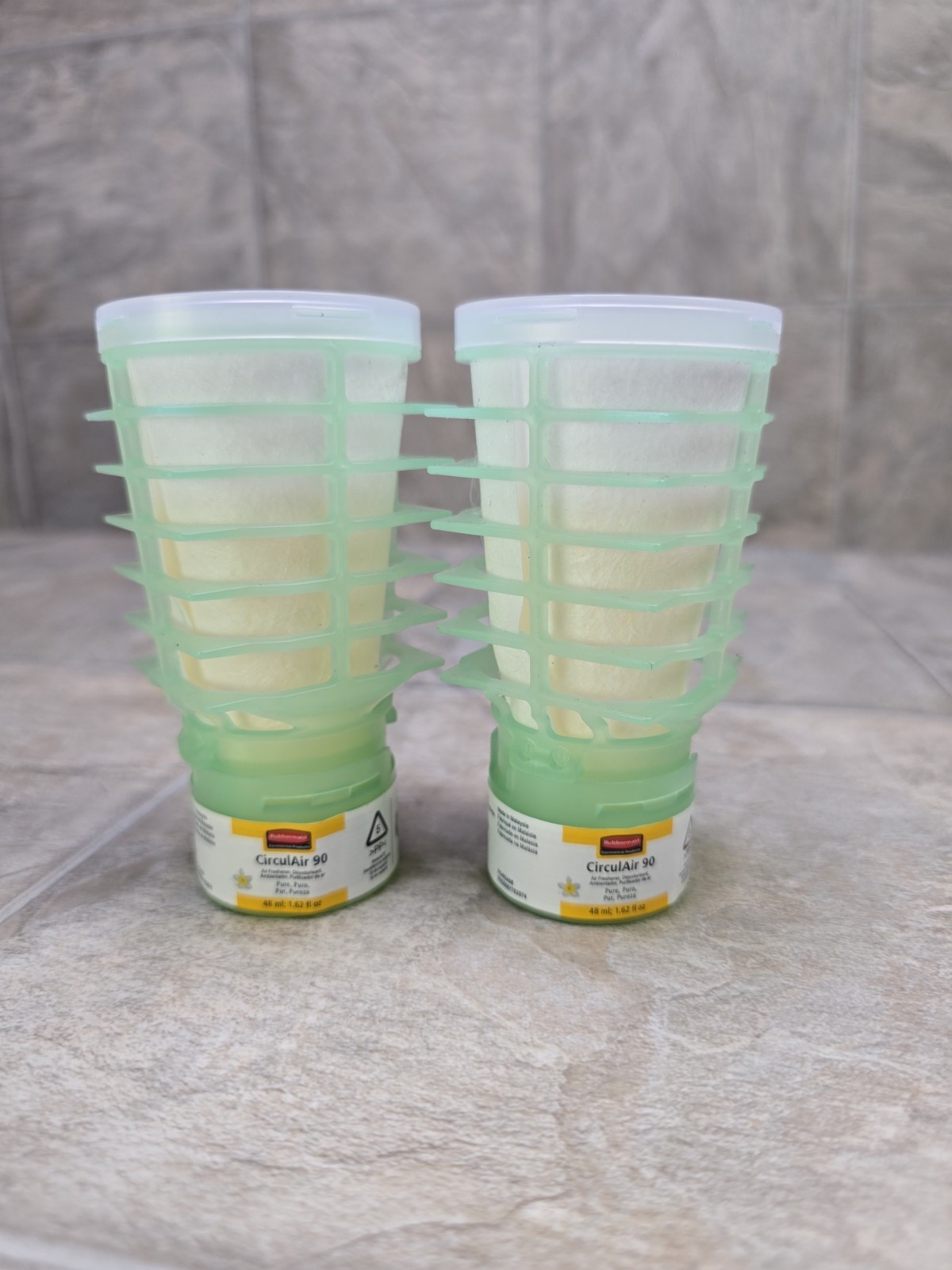 Rubbermaid CirculAir 90 Passive Air Care Refill, Citrus, 1.62 oz, 2 Pc