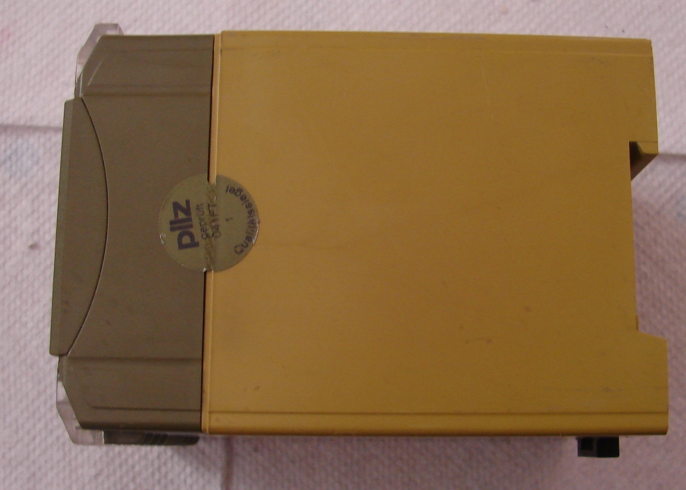 PILZ PNOZV 30/24VDC 474790 Safety relay