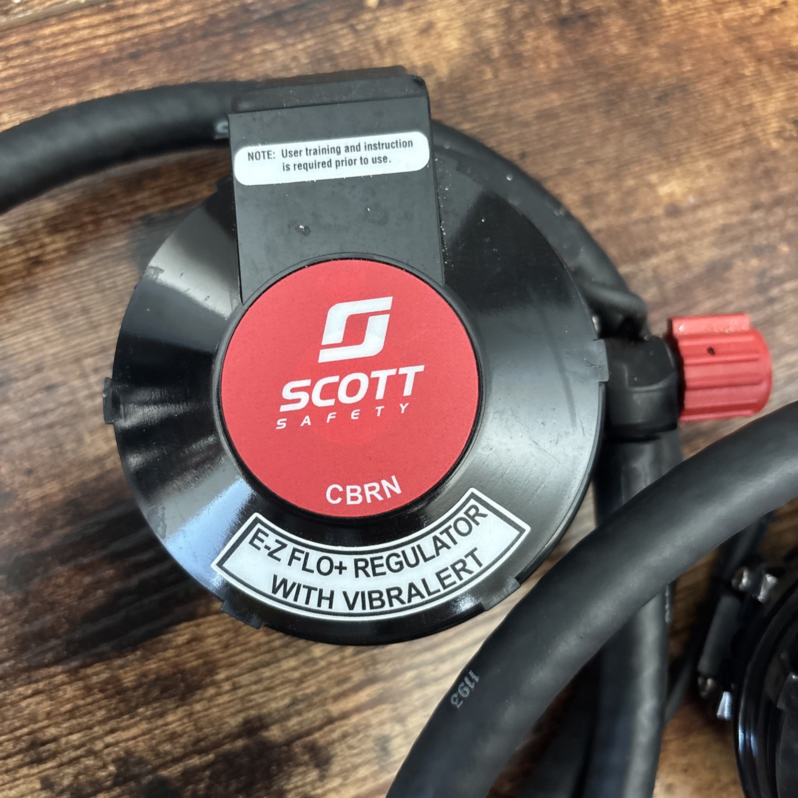 Scott 4.5 SCBA 2003 Ed EZ-FLO+ AIR PAK CBRN Regulator W/ QD HUD & VIBRALERT