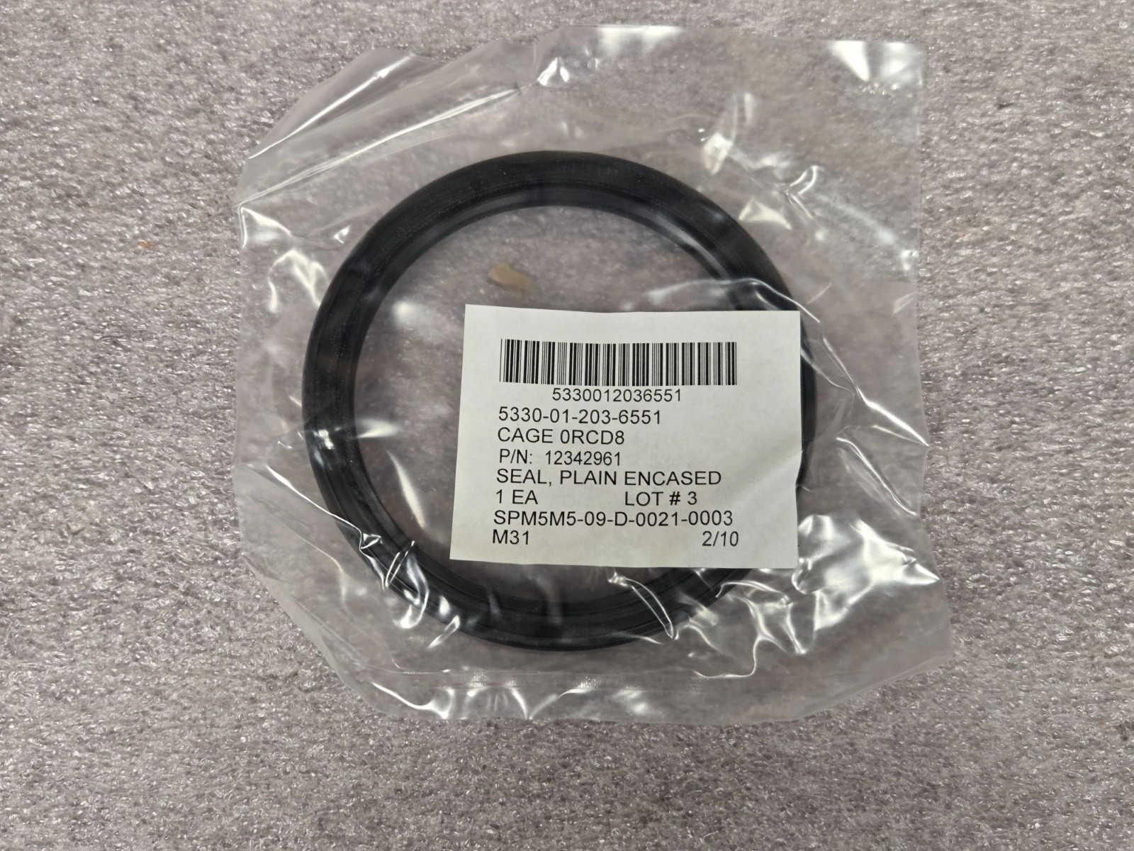 ‘1 PIECE’ – PN# 12342961 – HUMMER – SEAL, GEARED HUB – NSN: 5330-01-203-6551