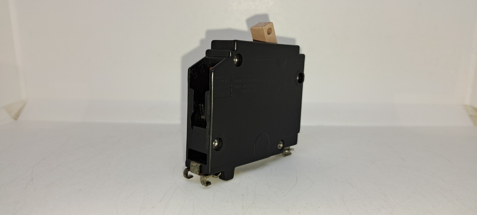 Cutler Hammer CH120 20 Amp 1 Pole Circuit Breaker METAL FOOT