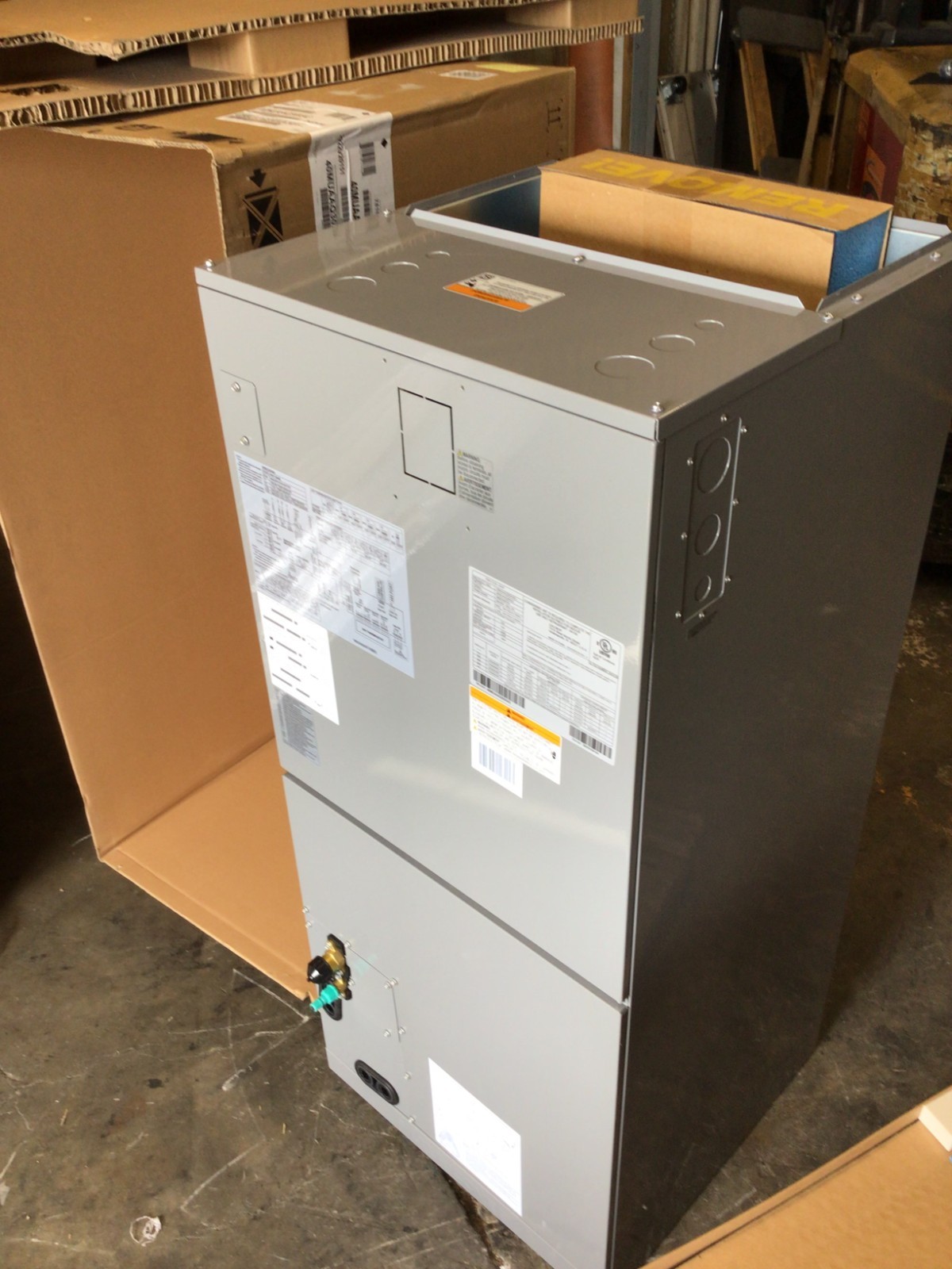 Carrier 40MUAAQ30XA3 30,000 BTU Ductless Mini Split Indoor Air Handler 2.5 NEW