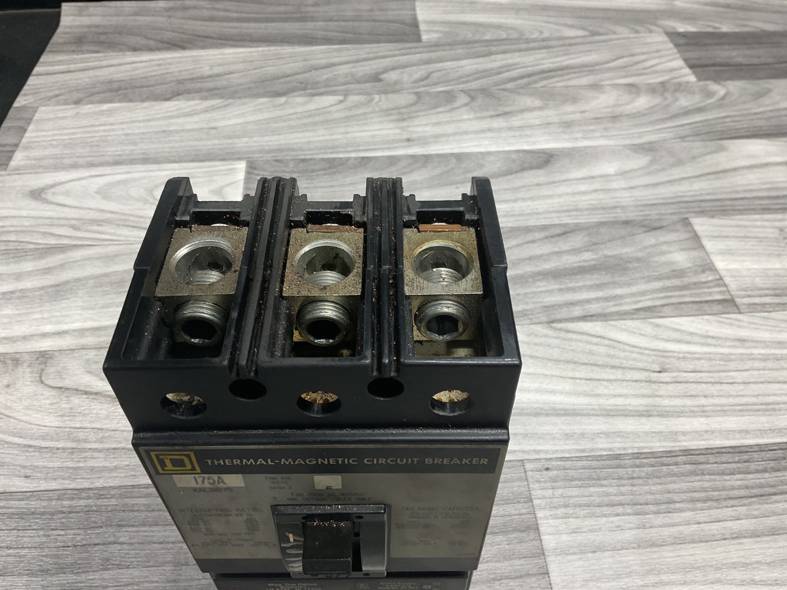 Square D KAL36175,175 Amp,3 Pole,250V – #323B160PR3