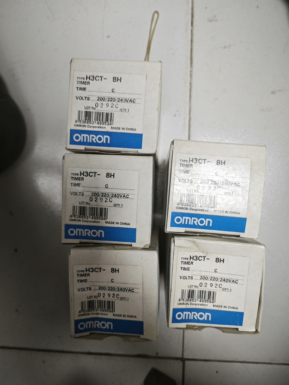 1Pcs OMRON H3CT-8H NEW Welcome counteroffer