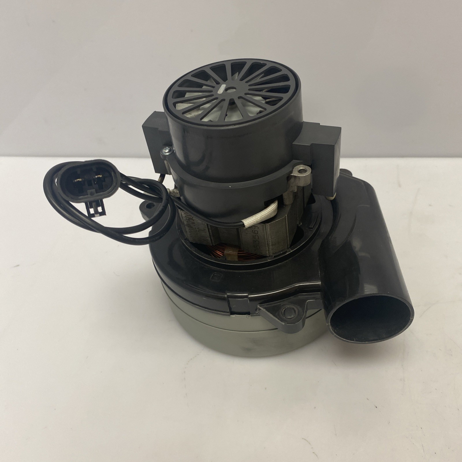 Windsor Karcher Chariot 2 iVac 24 CVC24 Vac Motor 36Vdc 2St Td 86012210