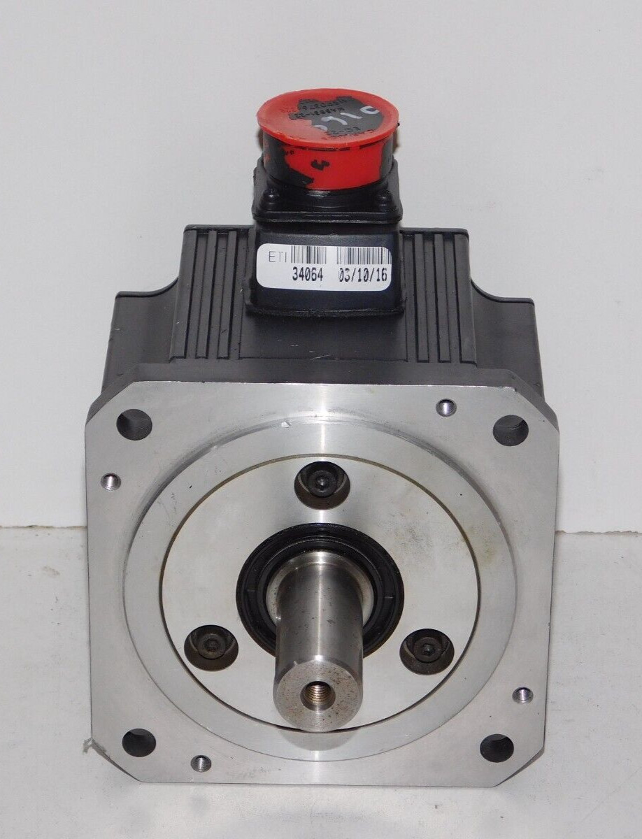 New Mitsubishi HC-SFS1024K AC Servo Motor 3AC 243V 2.6A 2000RPM with Encoder