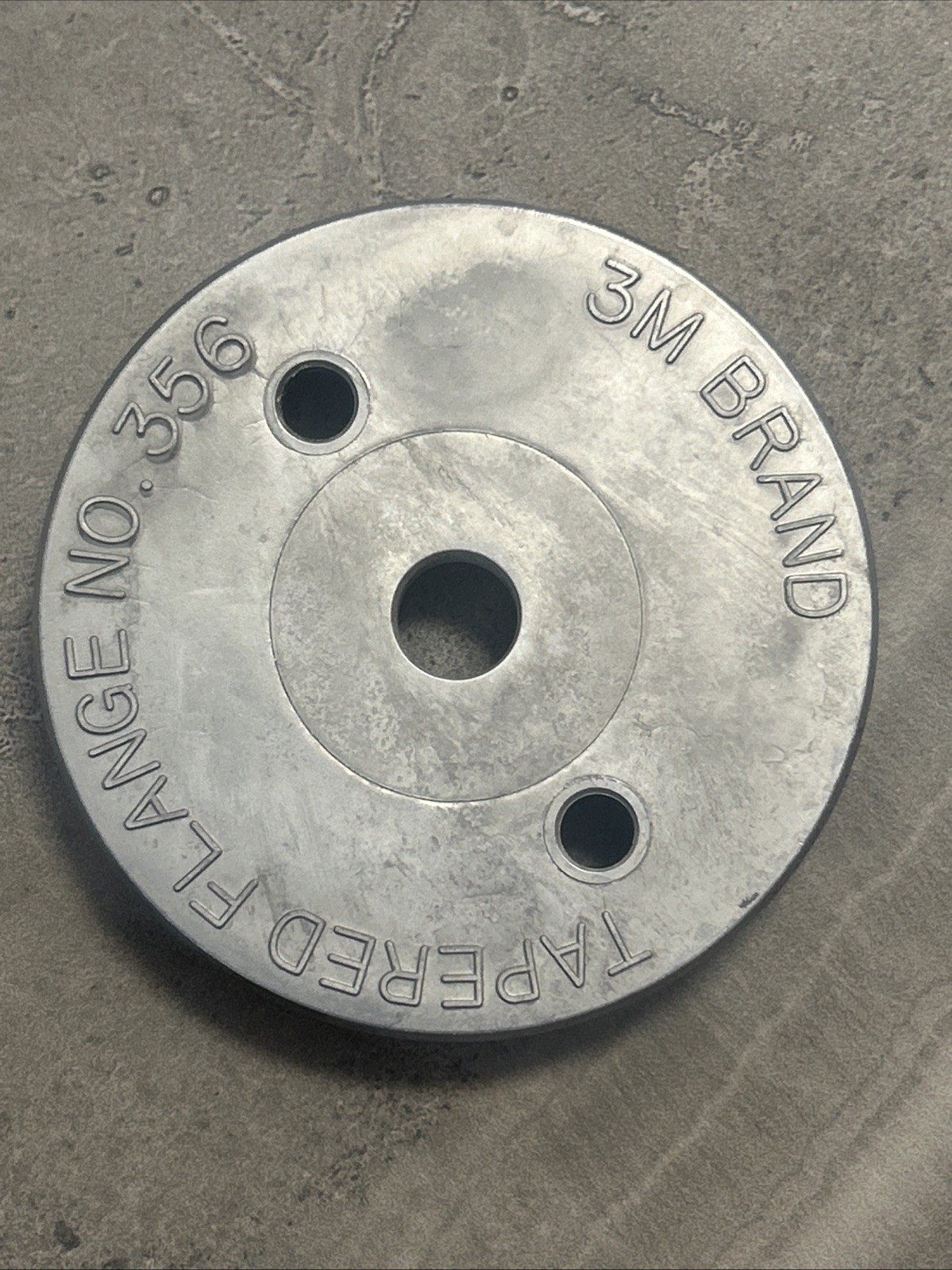 3M Deburring Wheel Flange 3896 3″ Diam x 1/2″ Hole Deburring Wheels (pair)