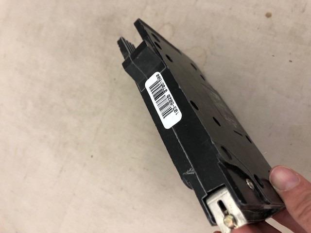 Square D EDB14020 circuit breaker 277 volt, 20 Amp