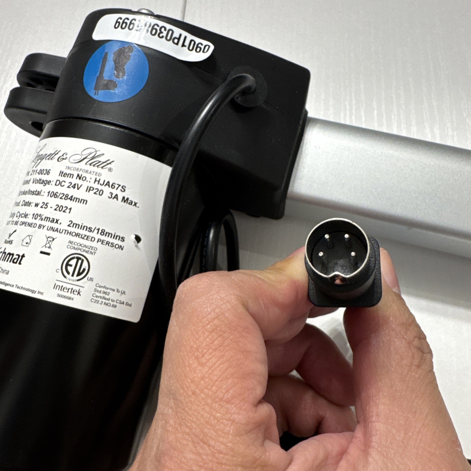 Richmat PN-211-0036 HJA67S Actuator 24V Leggett Platt 4-Pin FOOT Motor