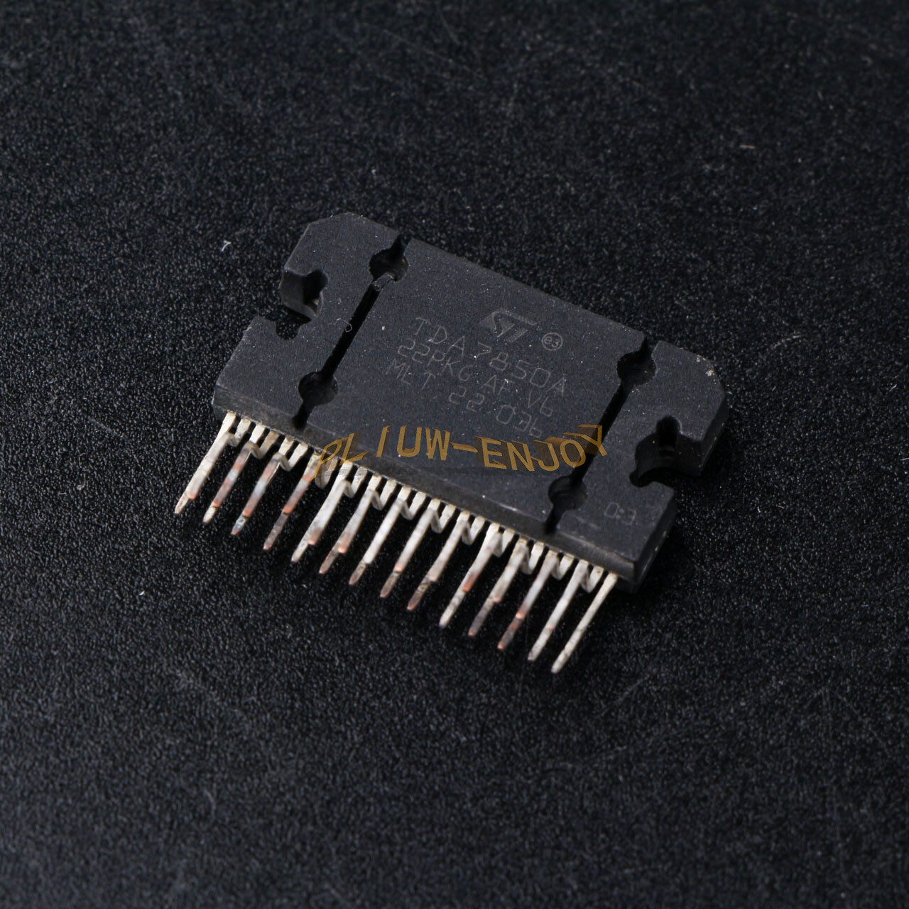 NEW 1PCS TDA7850A ST Encapsulation:ZIP-27 Audio Power Amplifier IC