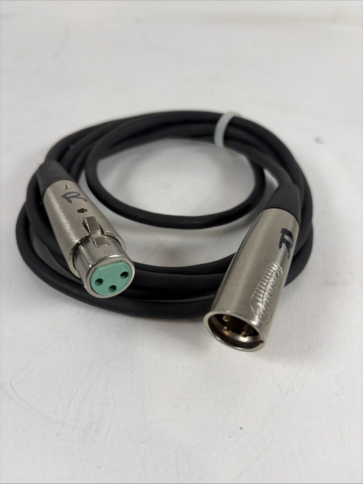 AMPHENOL Cable Balanced 3-pin XLR male-to-female Audio Cable