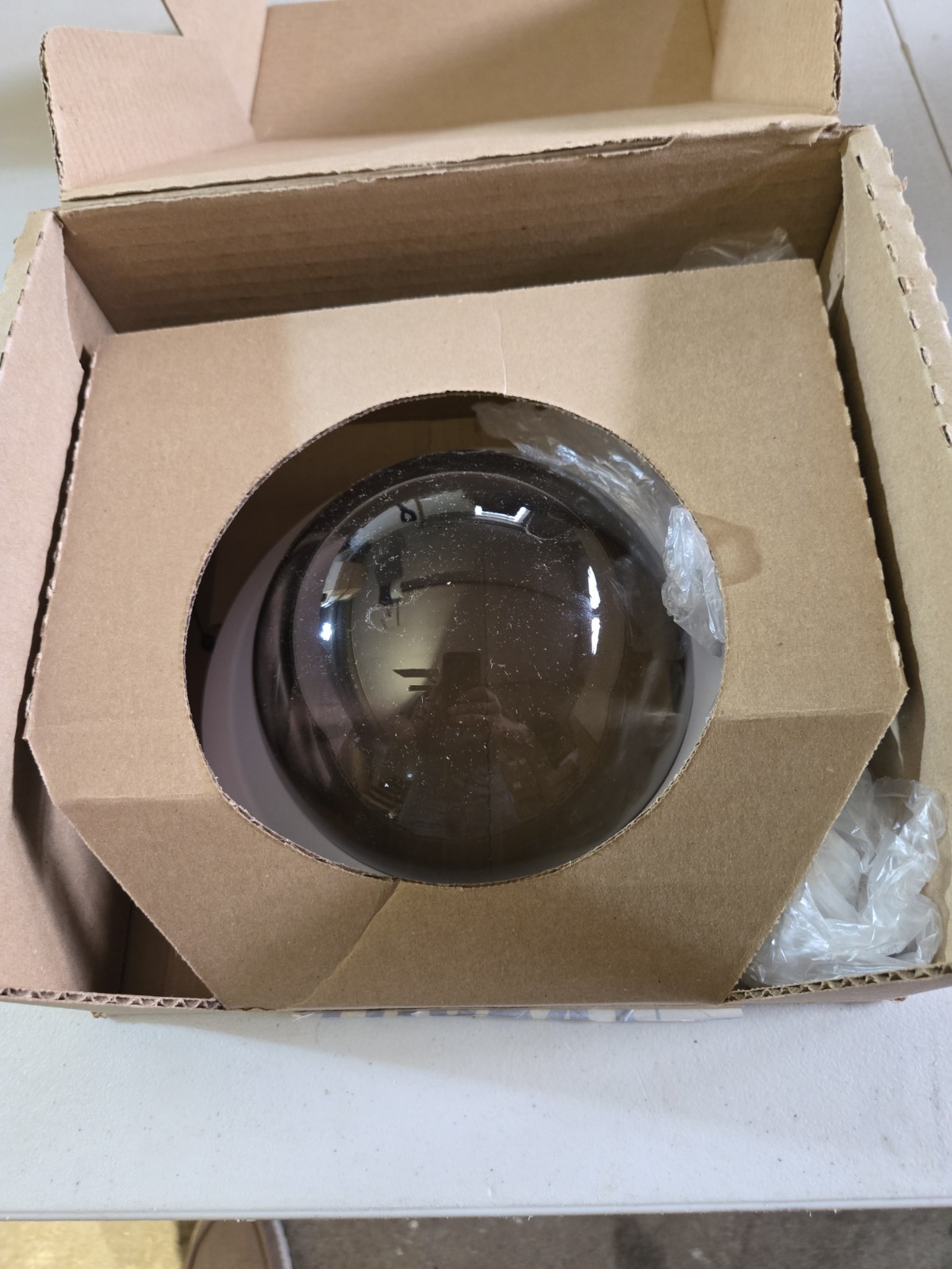 Pelco LDHDF-0 SPECTRA HD LOWER DOME FLUSH MOUNT