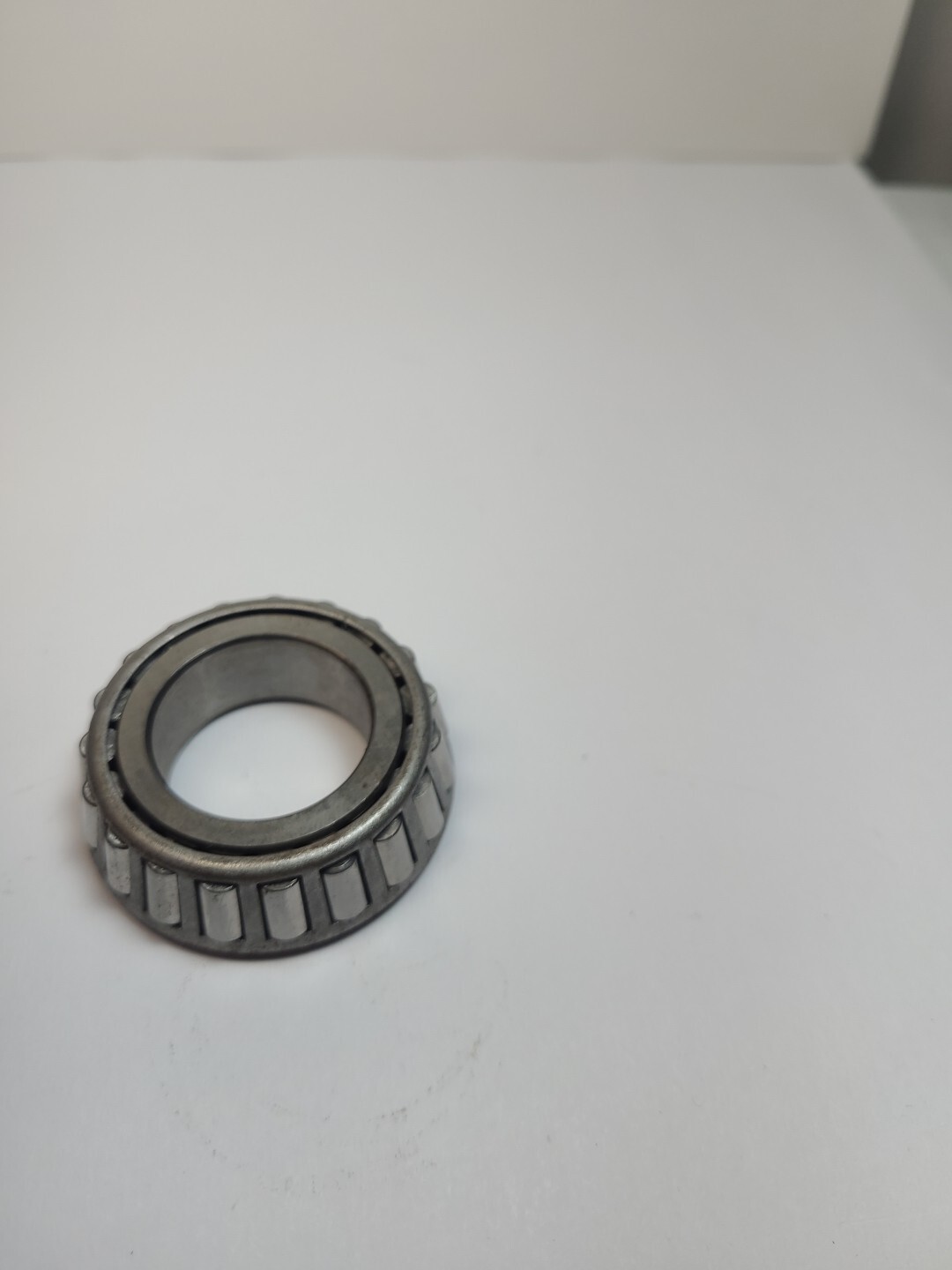 L44643 Tapered Roller Bearing Single Cone 1″ Bore 0.58″ Width