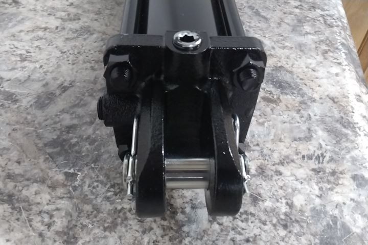 Maxim 218-369 4 In Bore Dia 36 In Stroke Length 2500 Max PSI Hydraulic Cylinder