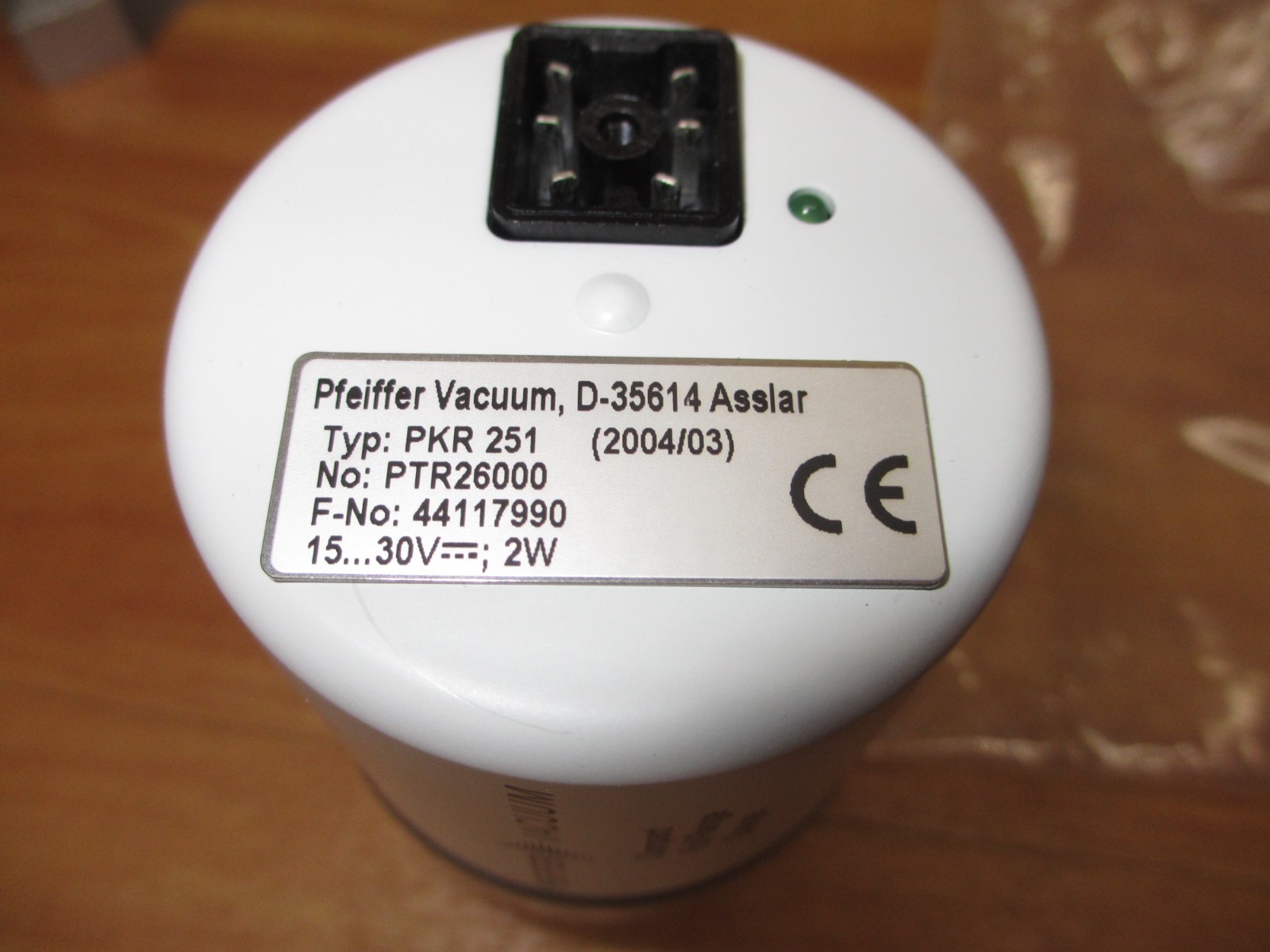 Pfeiffer Vacuum PKR 251 *NEW* Compact Full Range Gauge PTR26000