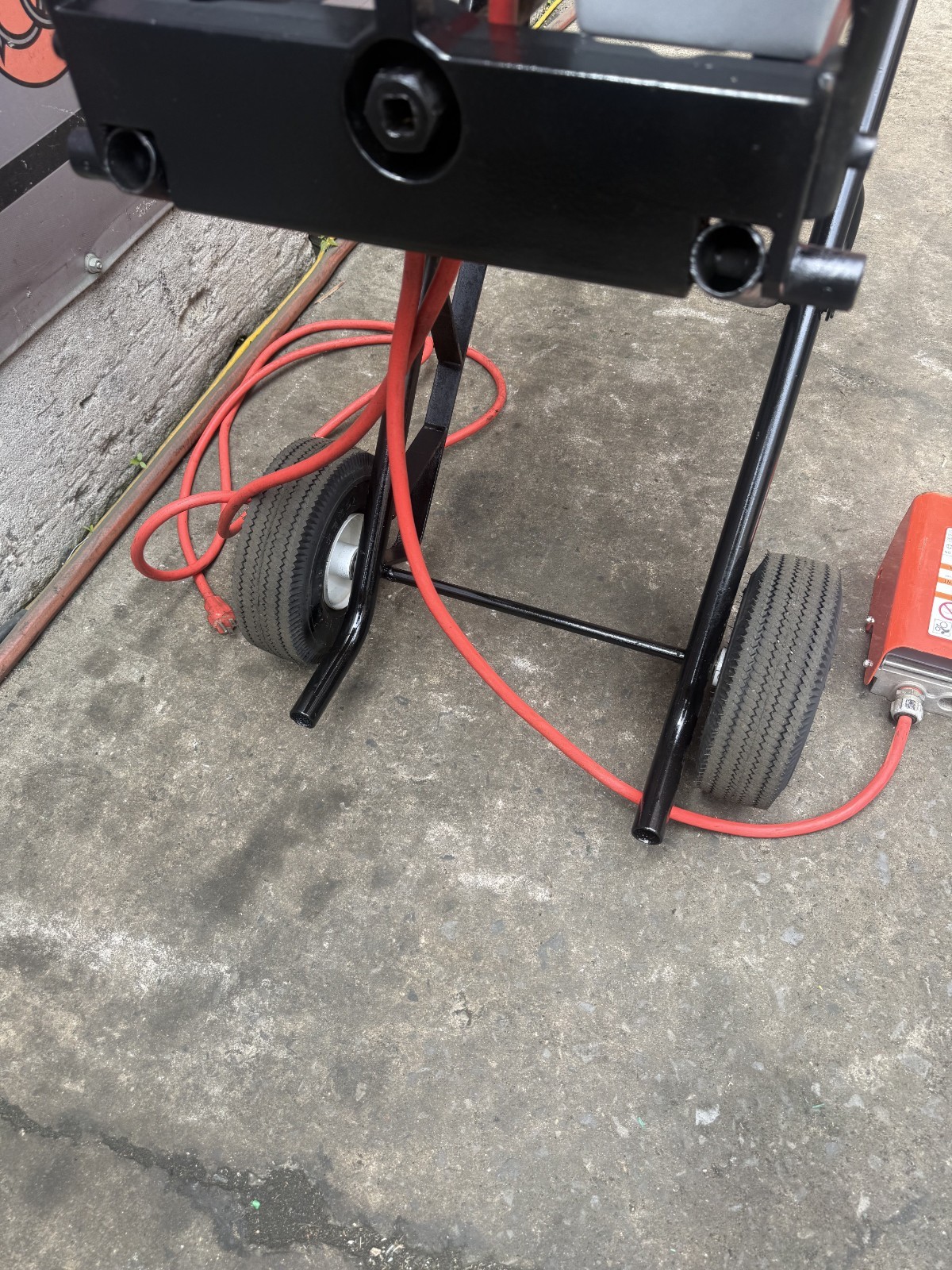 Rigid 1822 Automatic Pipe Threading Machine. 300, 535. Works Great.