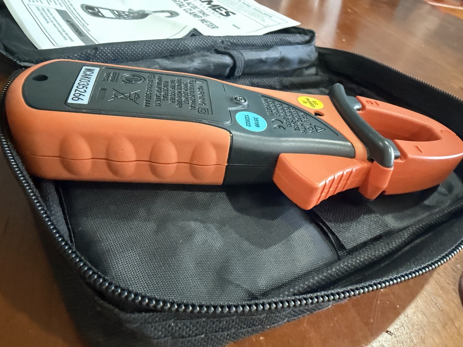 AMES INSTRUMENTS 600A AC/DC TRMS DIGITAL CLAMP METER 64015