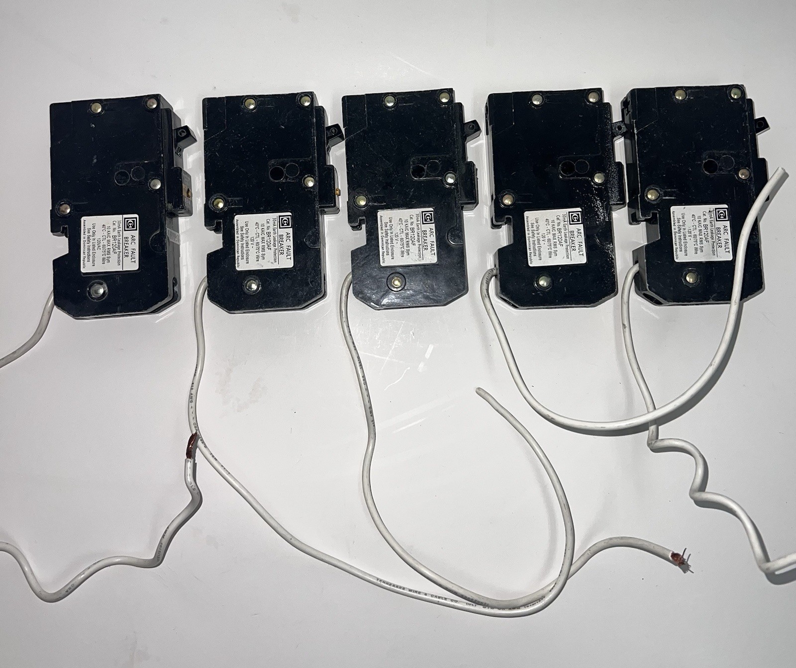 EATON BR120AF 20 AMP 1 POLE 120 VOLT ARC FAULT CIRCUIT BREAKER-Set of 5