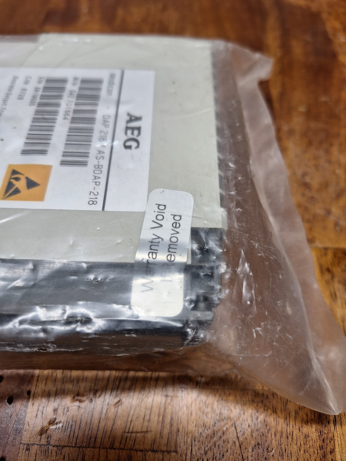 Brand new!! Factory sealed Modicon DAP 218 / AS-BDAP-218 Discrete Output, Triac