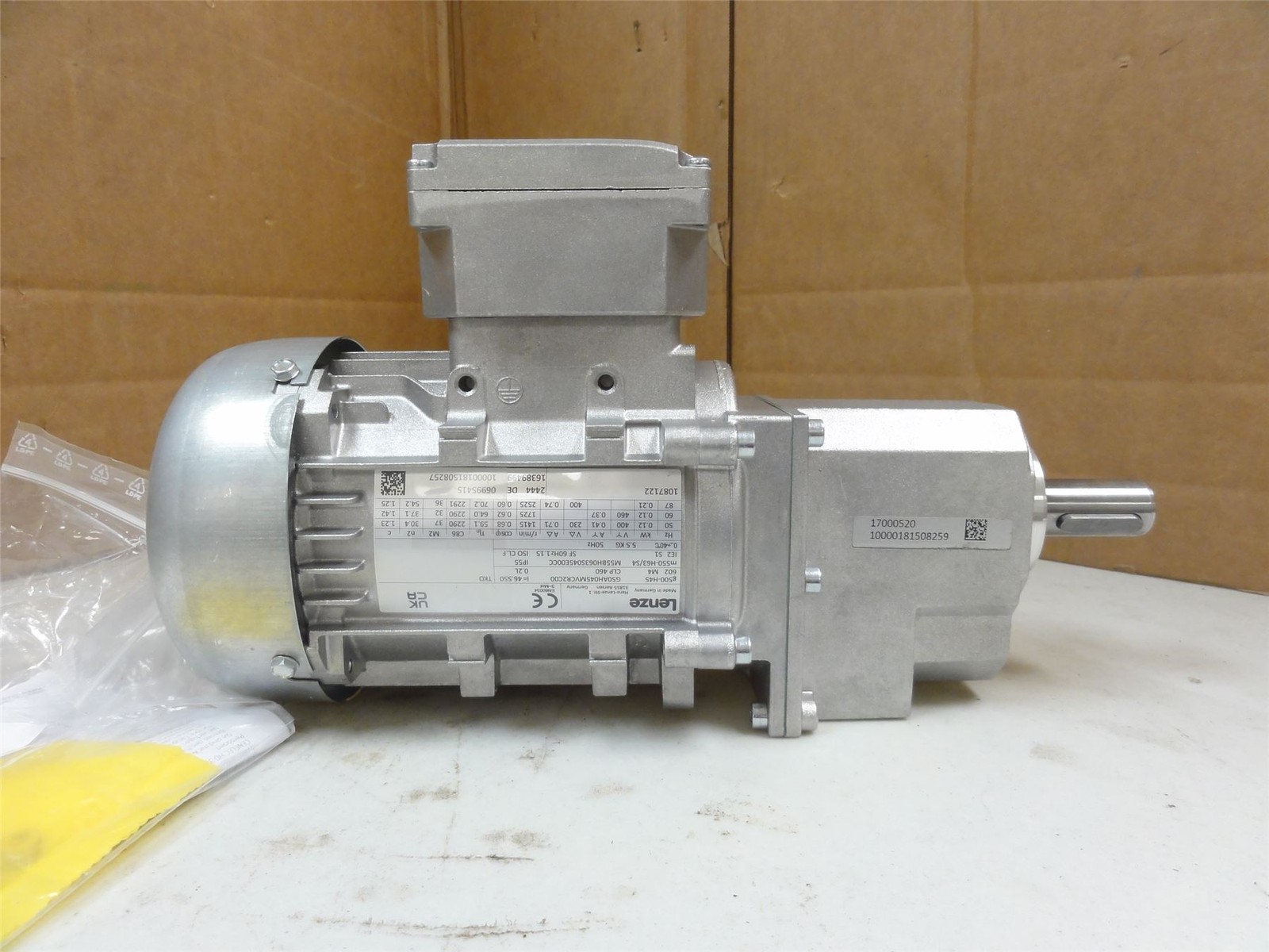 255373 New-No Box; Lenze G50AH045MVCR2C00 Gear-Motor 46.55:1 Ratio 0.12Kw; 460V