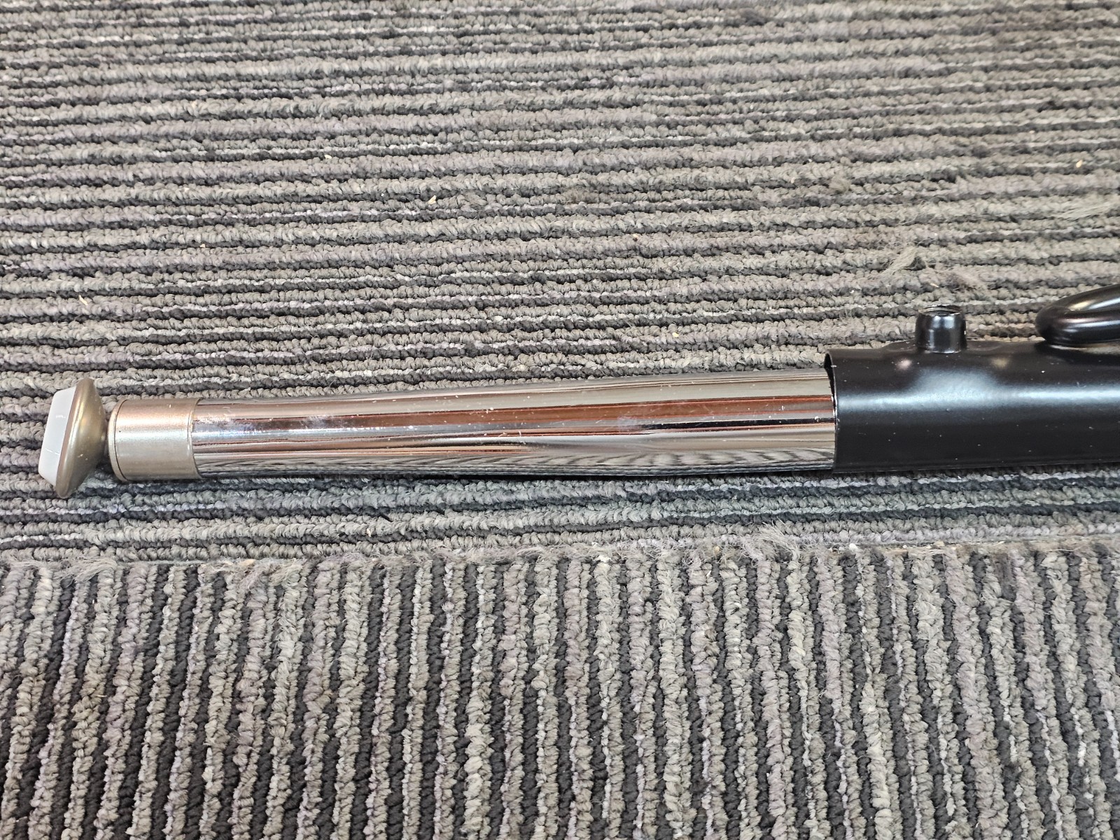 (QTY 4) Tapered Metal Table Leg 20″ XU-LEG-LONG-GG Black / Chrome Adjustable