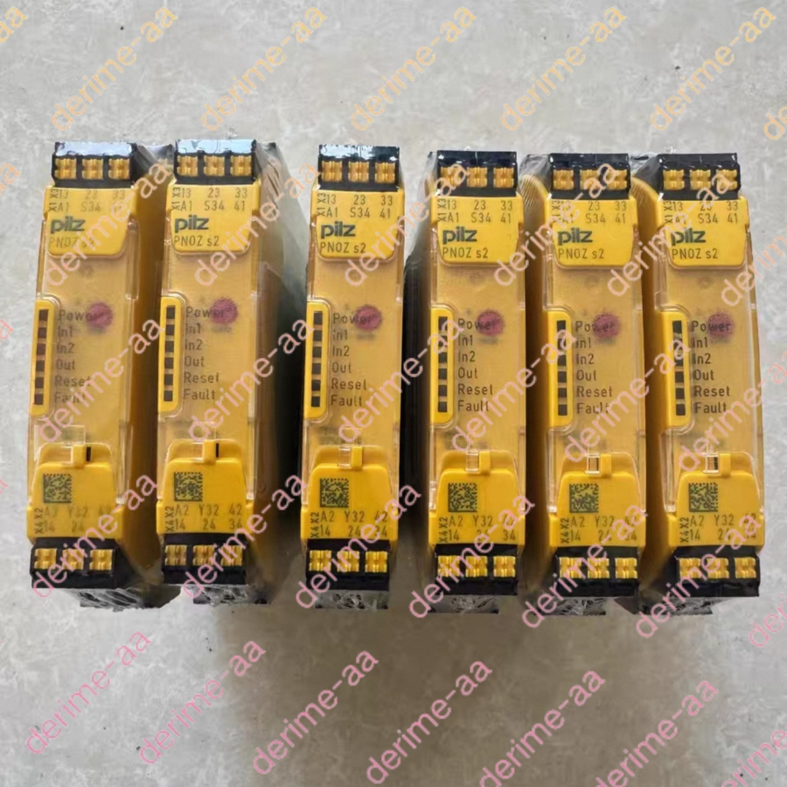 Pilz Safety relay 751102 PNOZ s2#1pcs new in box